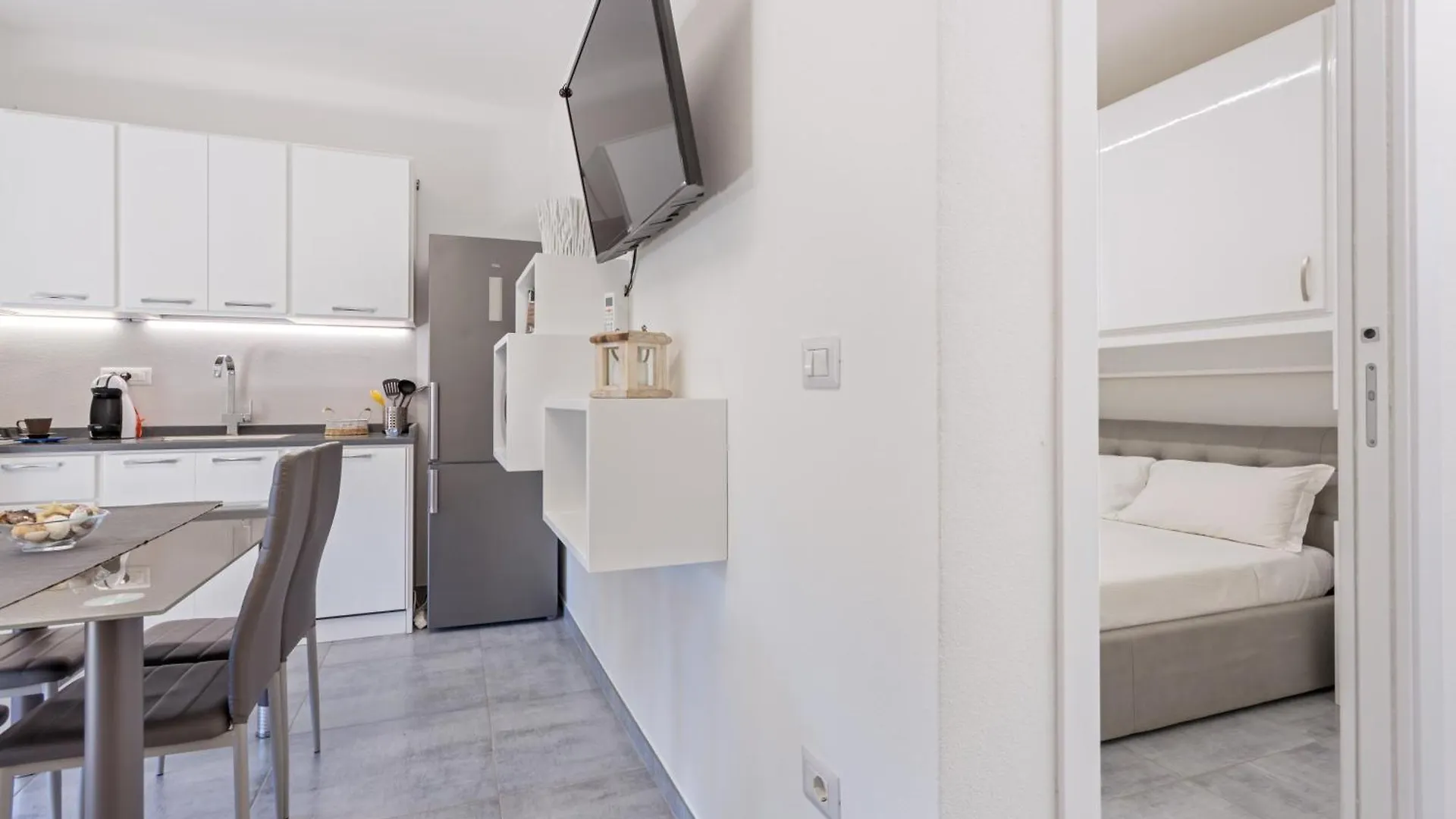 Дом отдыха Вилла Casa Ginepro Марина-ди-Гайро