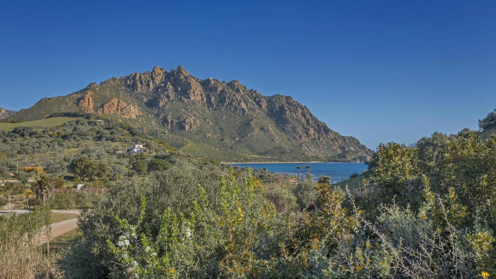 Casa Ginepro Villa Marina di Gairo Holiday home